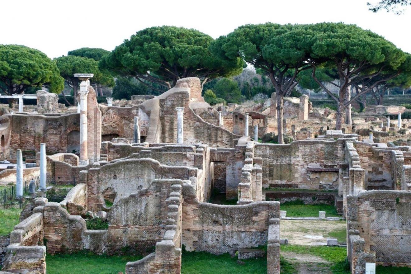 Casa Dalu A Roma Nel Cuore Di オスティア・アンティカ エクステリア 写真
